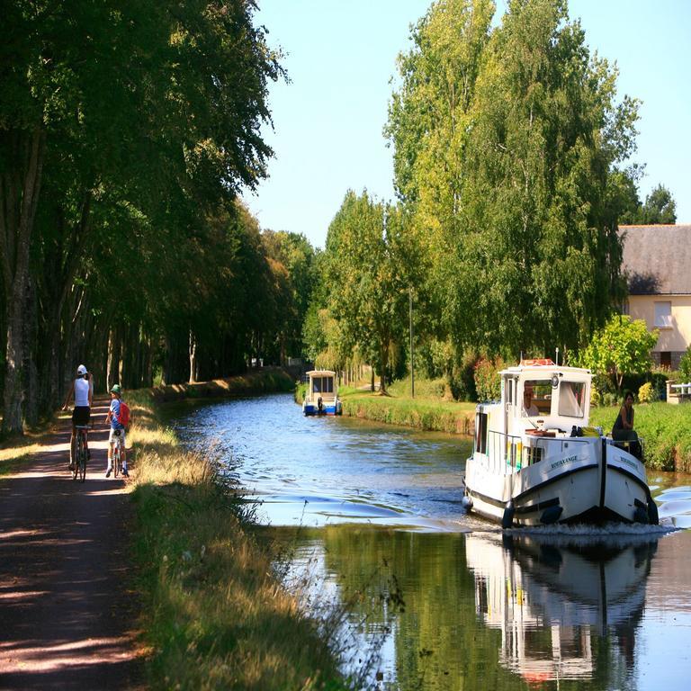 Chateau Bily B&B Hotel La Chèze Esterno foto